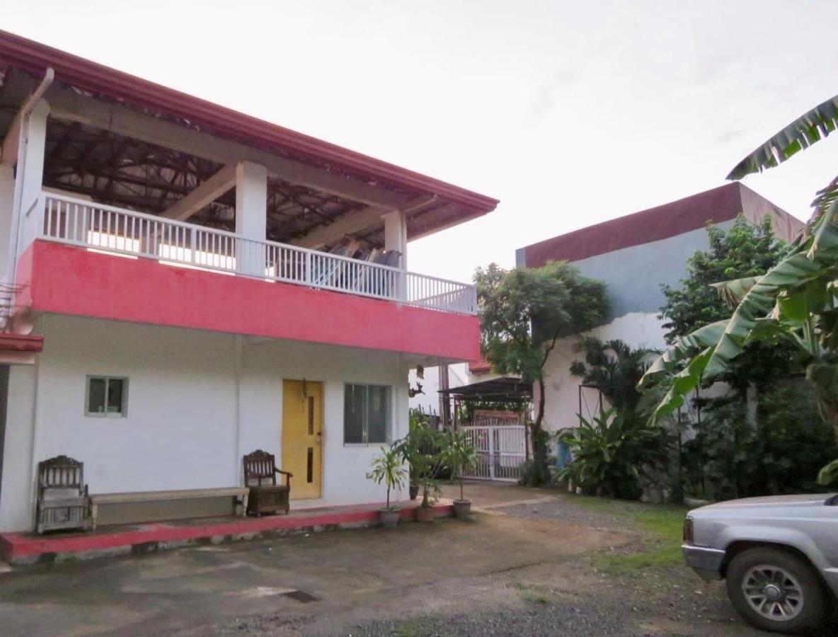 Perlies Inn Tanay Barkada House Esterno foto