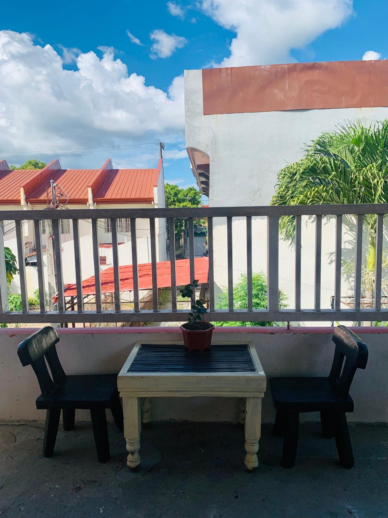 Perlies Inn Tanay Barkada House Esterno foto